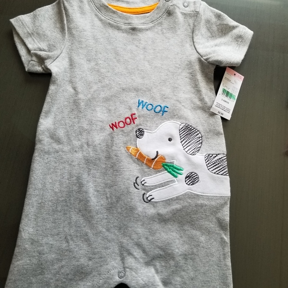 Baby Romper, Onesie & Blanket - Picture 4 of 6